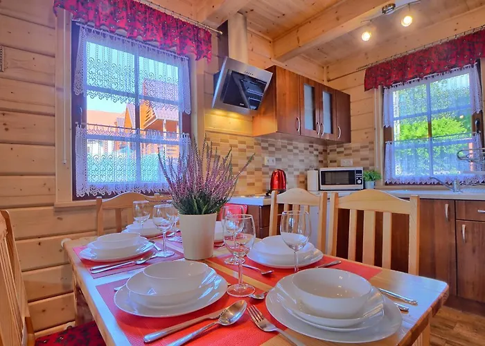 Na Wczasowej * شتوروك