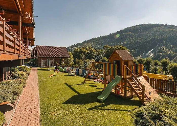 Na Wczasowej شتوروك